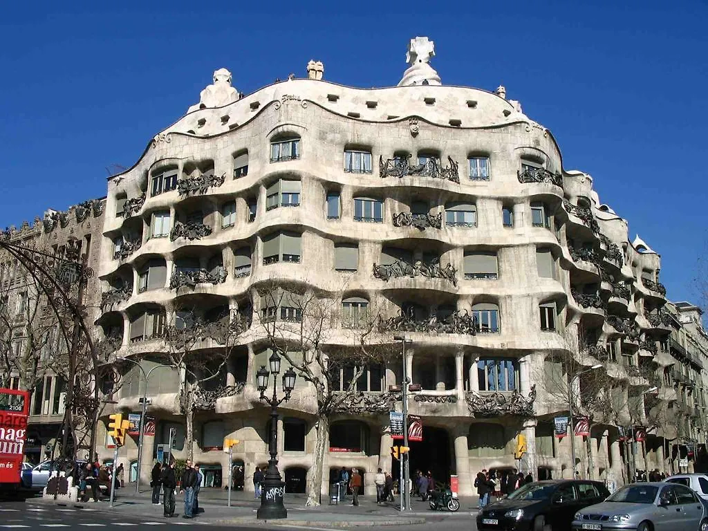 Petit Rossello Apartment Barcelona Spain