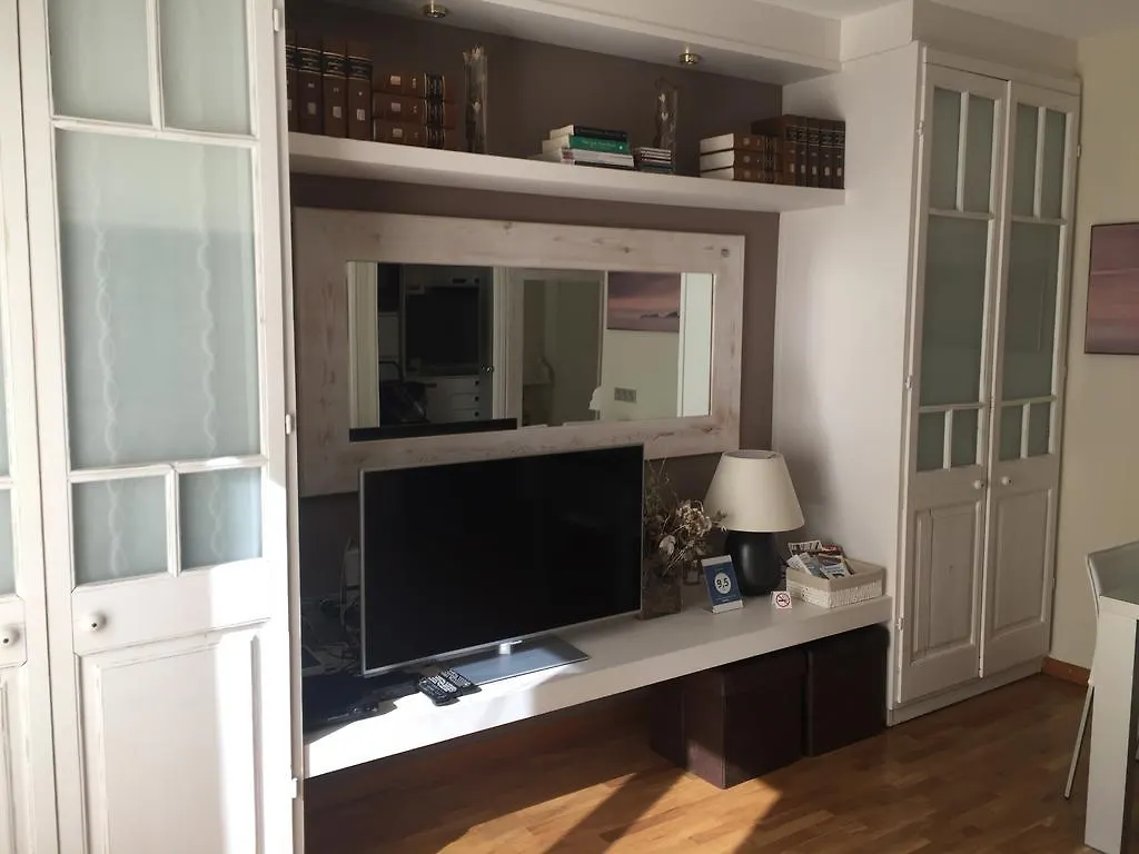Petit Rossello Apartment Barcelona 0*,  Spain