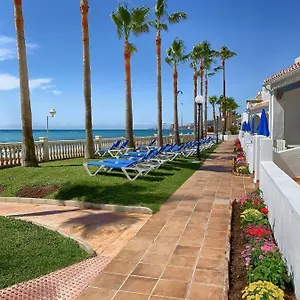 apartamentos-perla-marina-nerja.es-andalucia.com/
